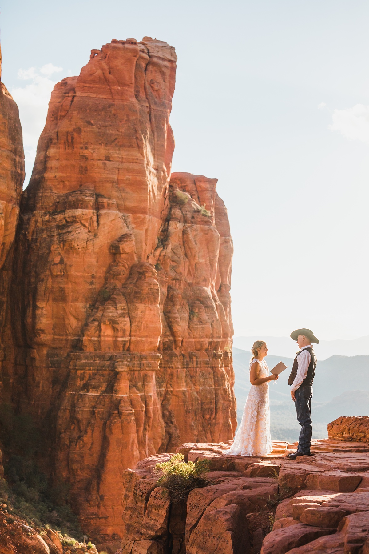 0004-sedonabride.com-cathedral-rock-sedona-wedding-erin-web